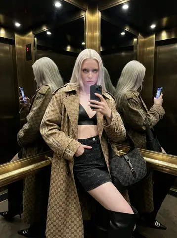 Текстовый JSON-промпт для модного селфи с Gucci x Balenciaga.